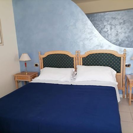 Partenone Resort Hotel Riace Marina Buitenkant foto