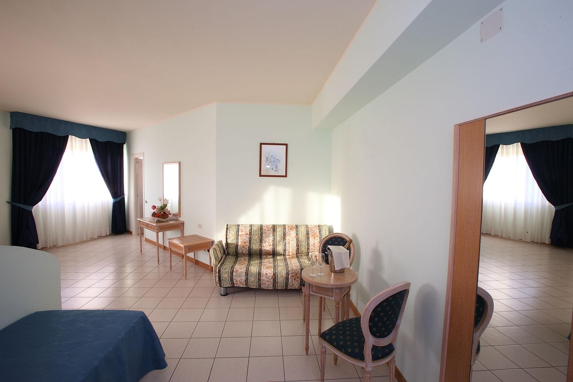 Partenone Resort Hotel Riace Marina Buitenkant foto