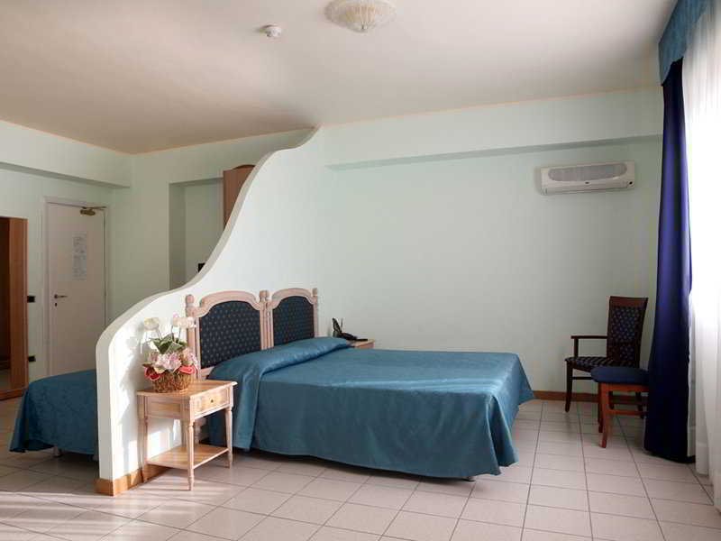 Partenone Resort Hotel Riace Marina Buitenkant foto