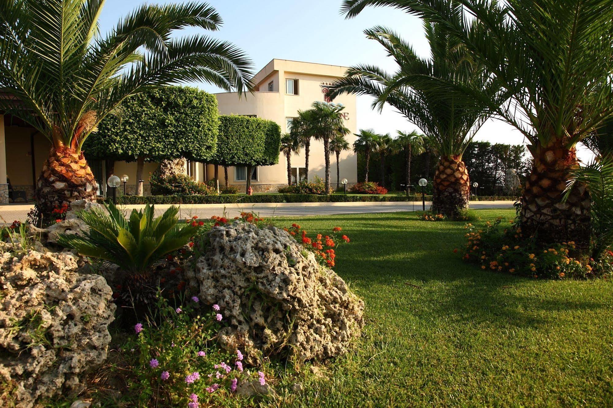 Partenone Resort Hotel Riace Marina Buitenkant foto